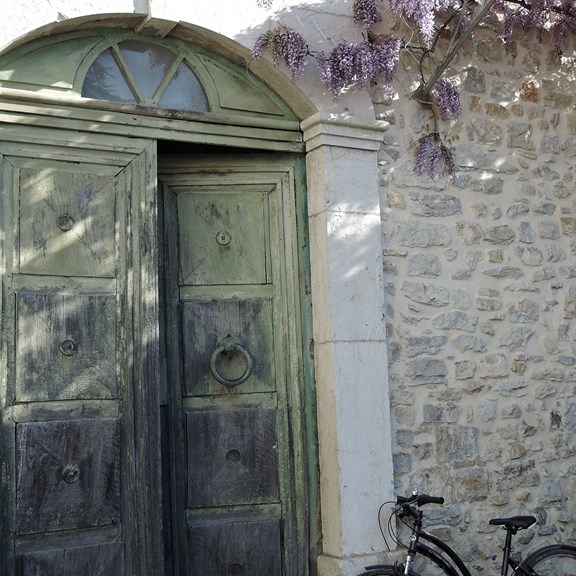 porte de la chambre d'hôte à Canaules
